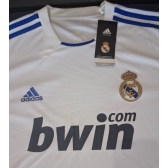 Camisa Real Madri 2010-2011 Exclusiva Champions League + Capa nylon + Cabide Adidas + patch da Liga dos Campeões da UEFA Cod.10777