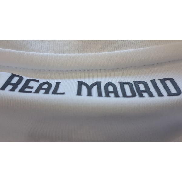 Camisa Real Madri 2010-2011 Exclusiva Champions League + Capa nylon + Cabide Adidas + patch da Liga dos Campeões da UEFA Cod.10777
